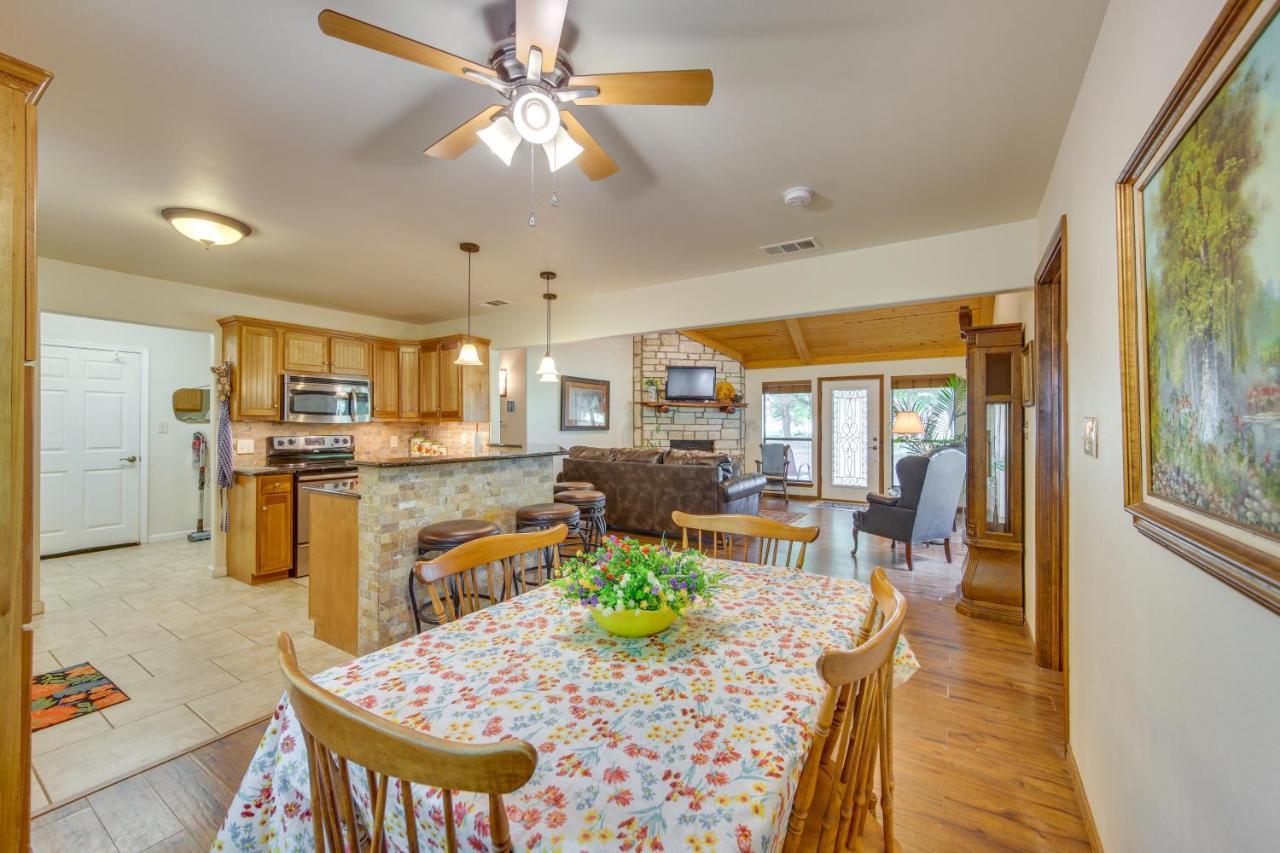 קנטון Dog-Friendly Wills Point Home With Grill On 10 Acres מראה חיצוני תמונה